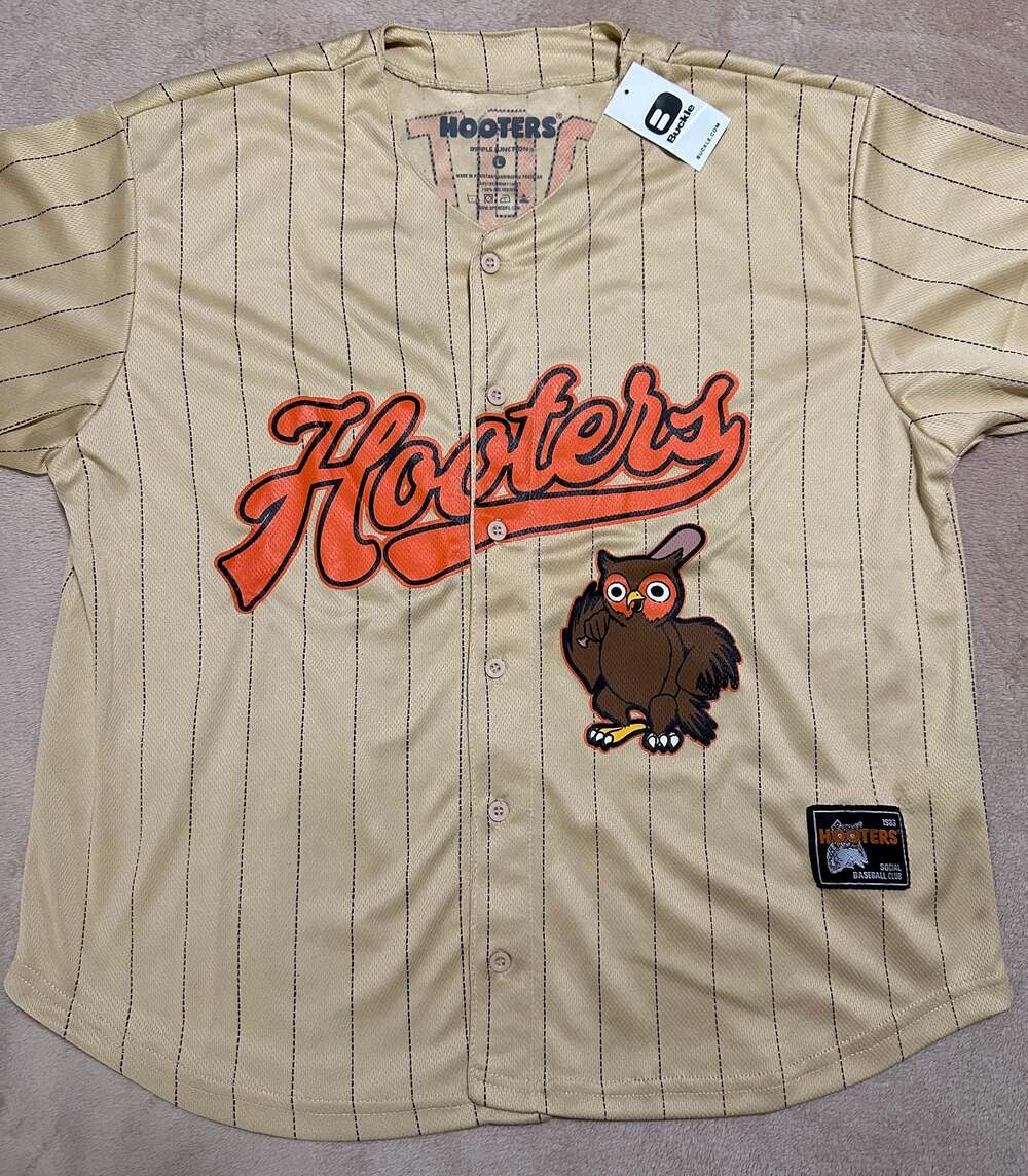 NWT - Hooters Ripple Junction Social Baseball Club Jersey Size L